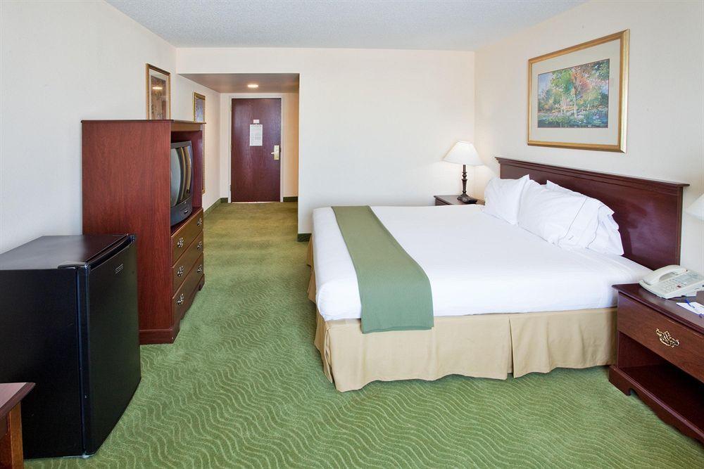 Holiday Inn Express & Suites I-26 & Us 29 At Westgate Mall, An Ihg Hotel Spartanburg Kamer foto